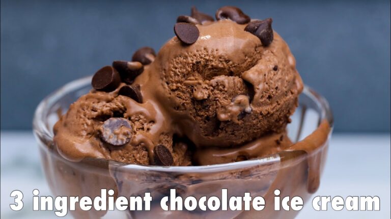 Samtig-glattes Schokoladeneis ohne Eismaschine