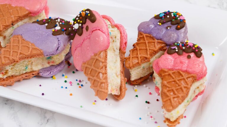 Kokos-Macaron-Eis-Sandwich: Inspiration f&uuml;r s&uuml;&szlig;e K&ouml;stlichkeiten