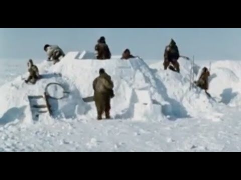 Traditionelle und moderne Igloobaupraktiken im Vergleich