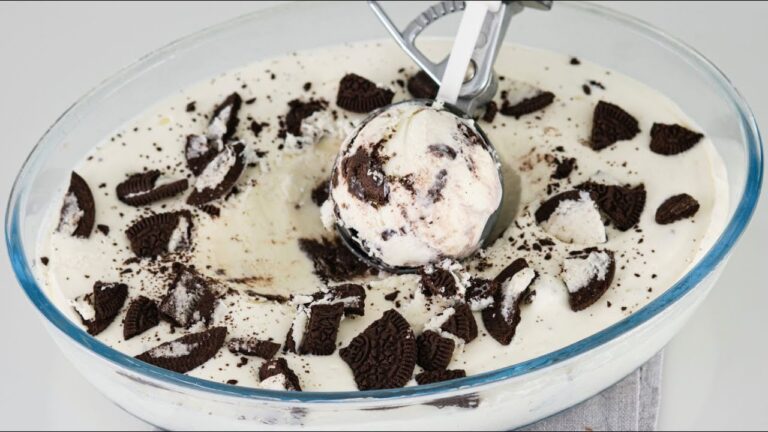 Einfache Rezepte f&uuml;r Cookies-and-Cream-Eis f&uuml;r Kinder