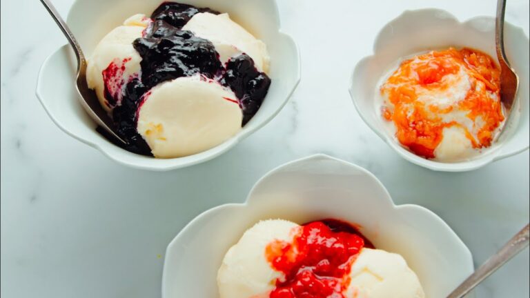 Leckere Fruchtkompott-Variationen f&uuml;r Eiscreme